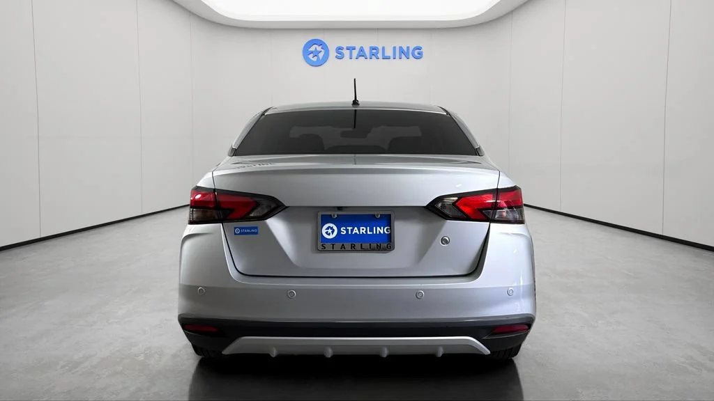 Used 2024  Nissan S image 7