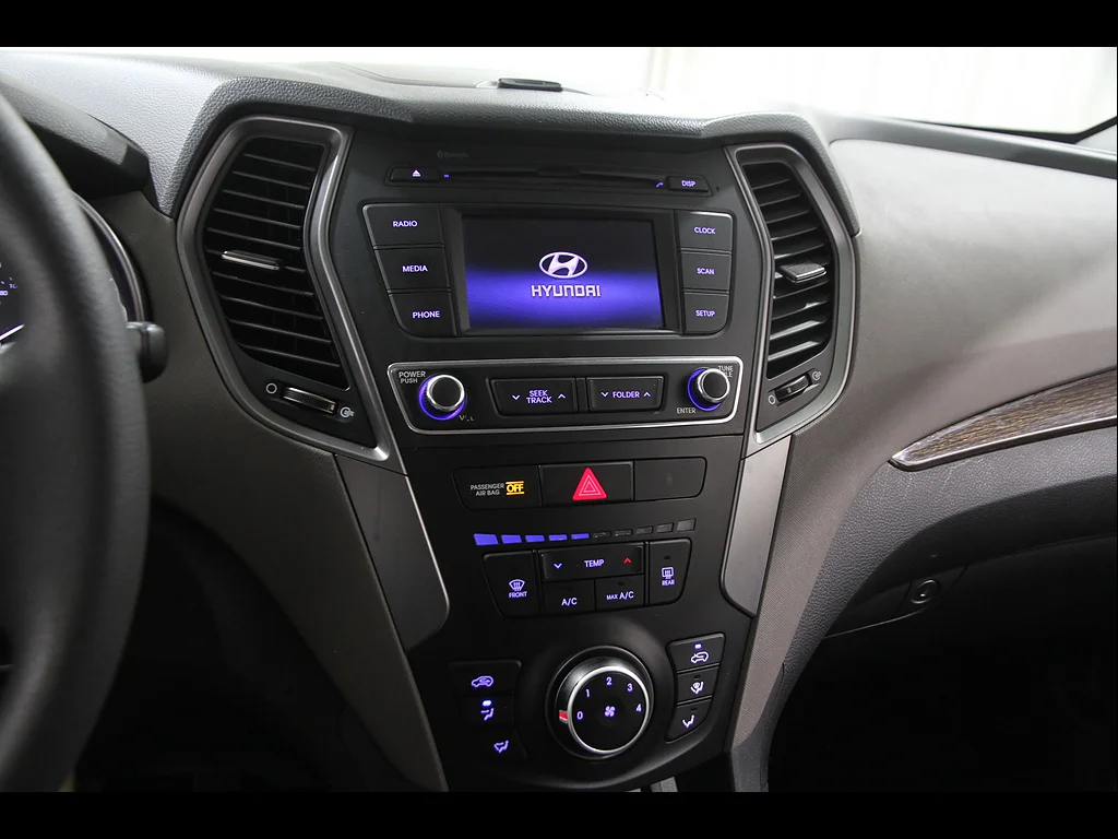 Used 2018 Twilight Black Hyundai 2.4L image 9