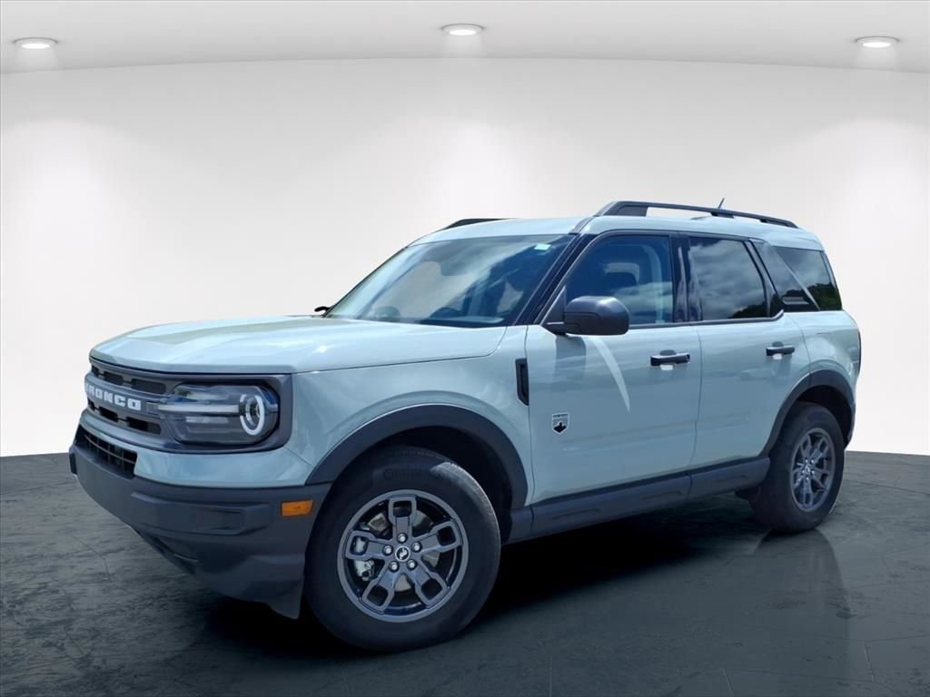 Used 2023 Green Ford Big Bend image 2