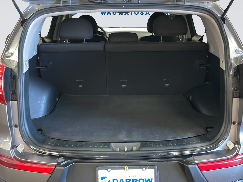 Used 2011 Silver Kia LX image 35