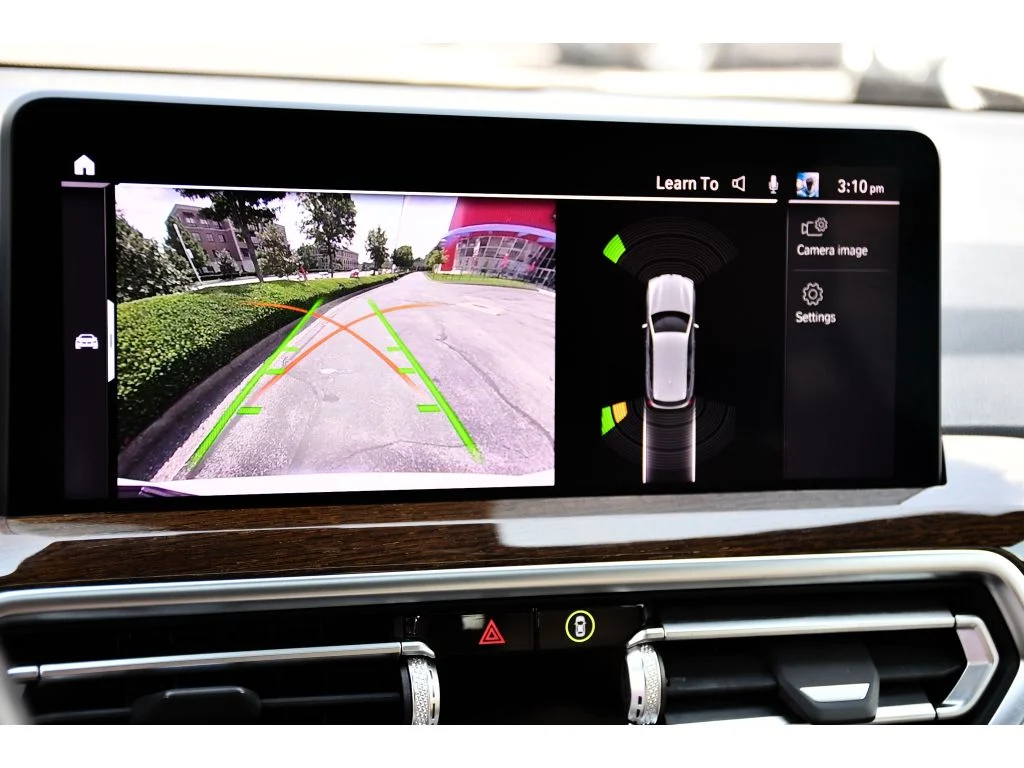 Used 2022 Alpine White BMW xDrive30i image 23