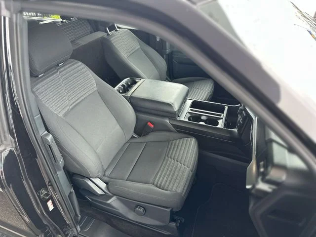 Used 2021 Black Ford XL image 25
