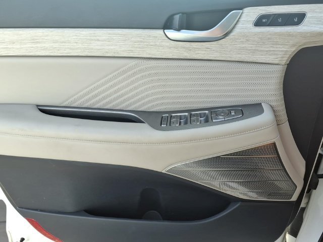 Used 2024  Hyundai Calligraphy image 14