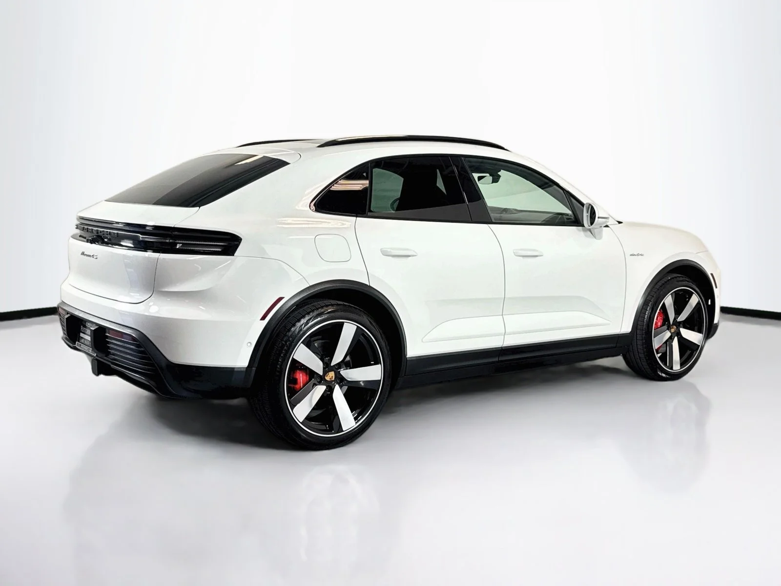 Used 2025 White Porsche Electric 4S image 9