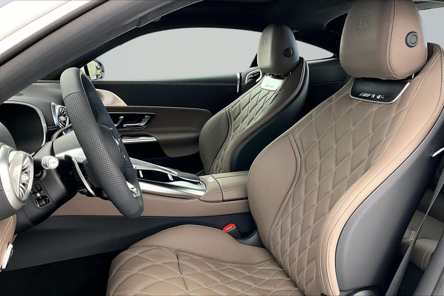 New 2026 MANUFAKTUR Moonlight White Metallic Mercedes-Benz AMG® GT 55 Coupe image 11