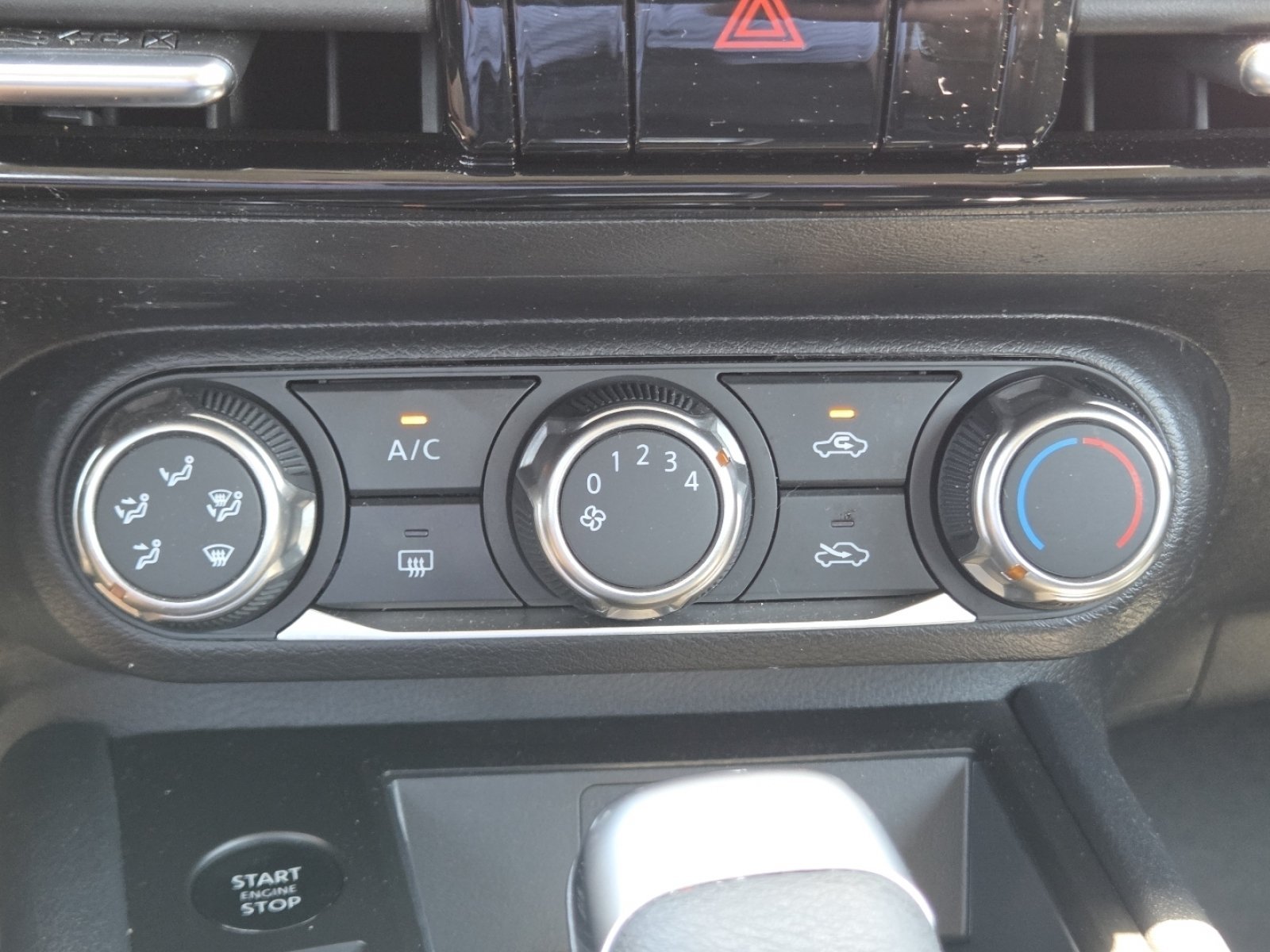 Used 2025 Super Black Nissan S AWD image 28