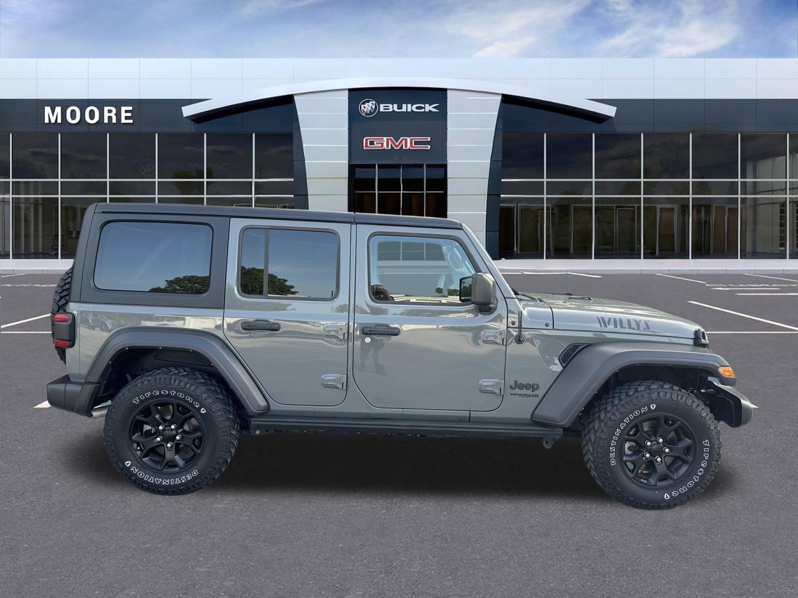 Used 2022  Jeep Unlimited Willys image 2