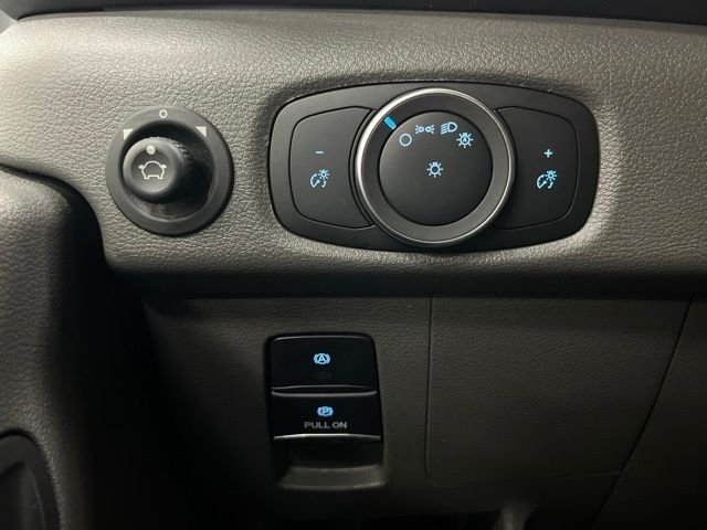 Used 2025 Oxford White Ford Base image 19