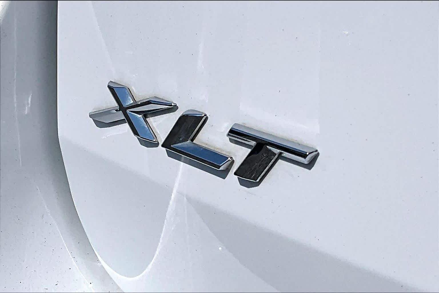 Used 2021 Oxford White Ford XLT image 10