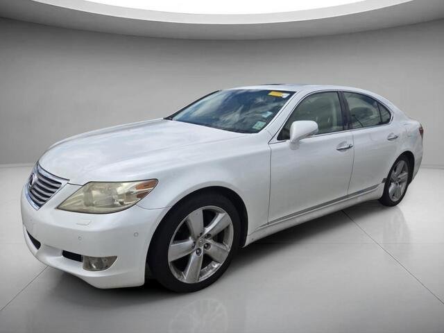 Used 2010 Starfire Pearl Lexus  image 1