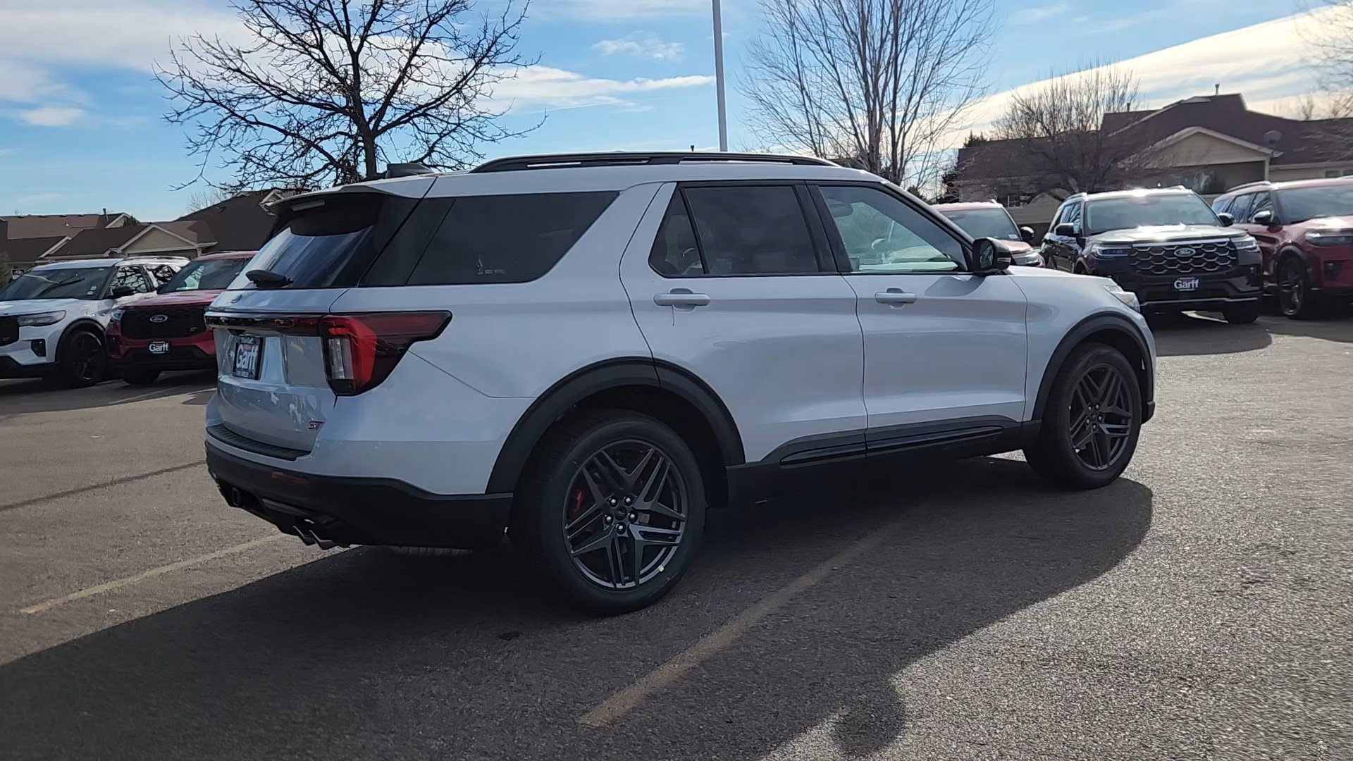 2026 Ford Explorer ST - Photo 7