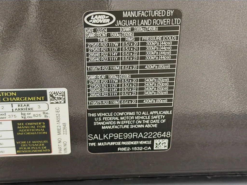 Certified Used 2024 Gray Land Rover SE image 34