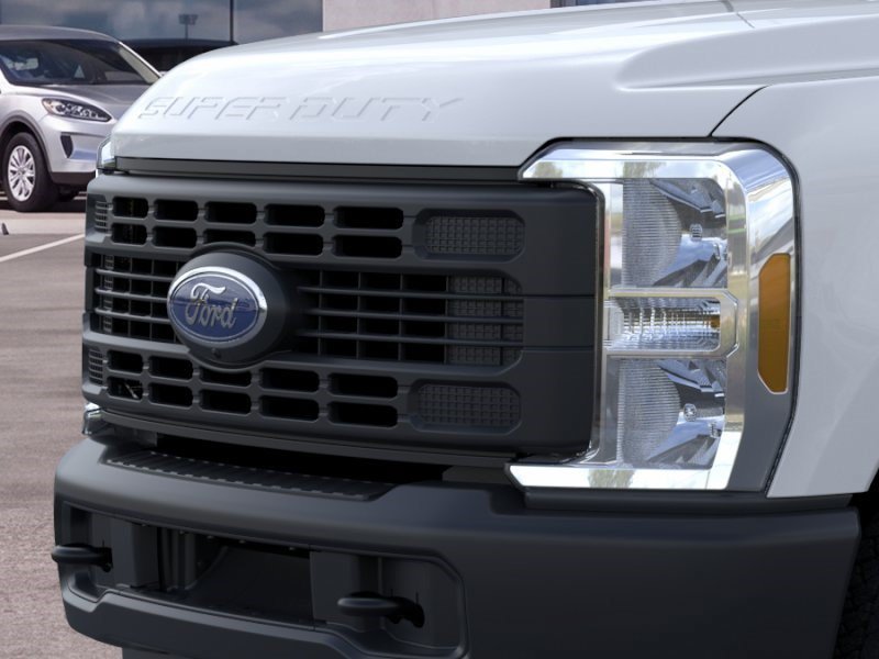 New 2026 Oxford White Ford XL image 18