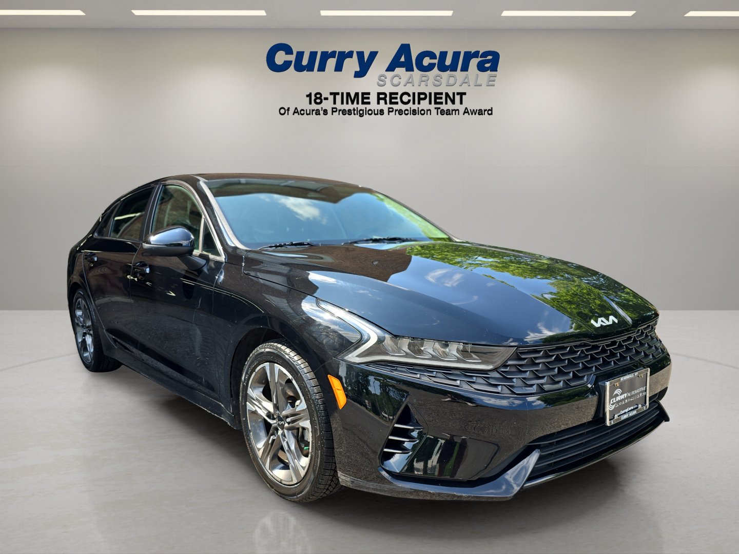 Used 2022 Black Kia LXS AWD image 7