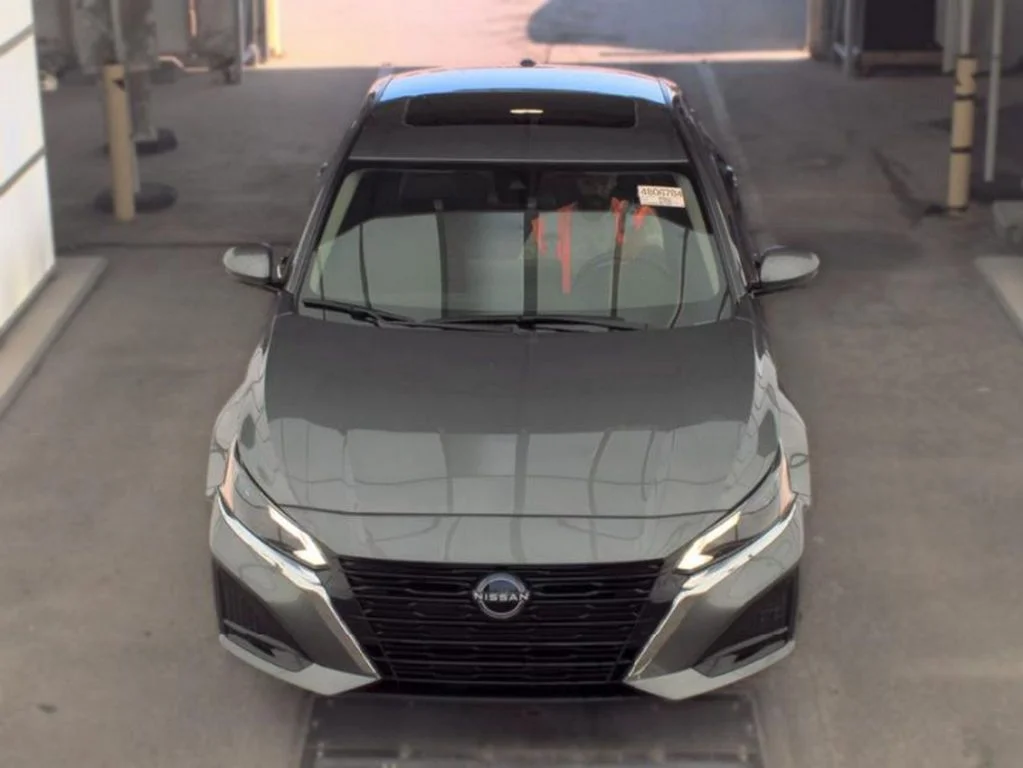 Used 2024 Gray Nissan 2.5 SL image 2