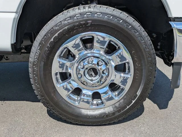 New 2026 Star White Metallic Tri-Coat Ford F-250® King Ranch® image 11