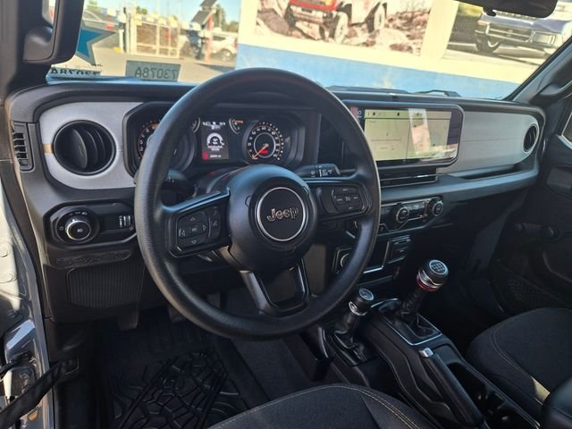Used 2024 Gray Jeep Sport image 6