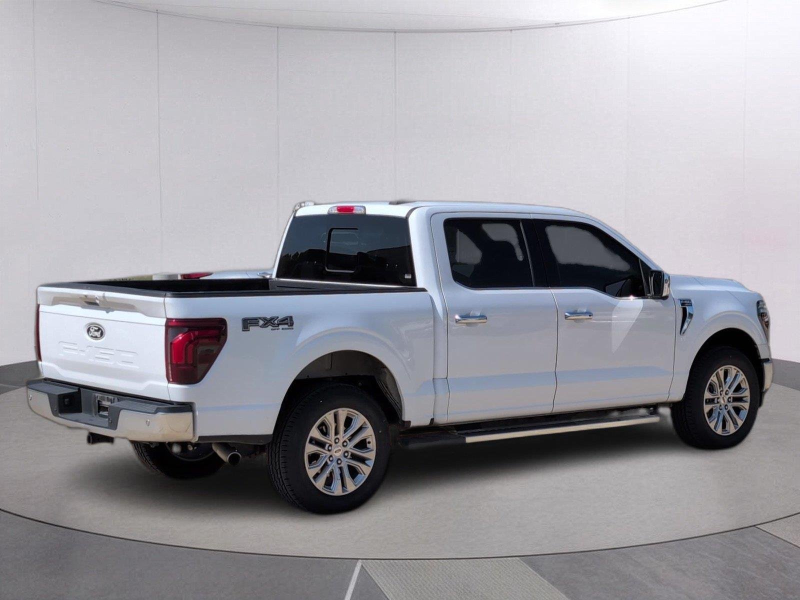 Used 2024 Oxford White Ford LARIAT image 7