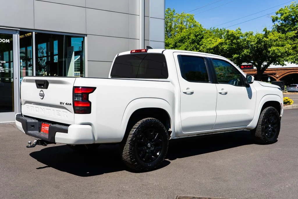 Used 2023 White Nissan SV image 6
