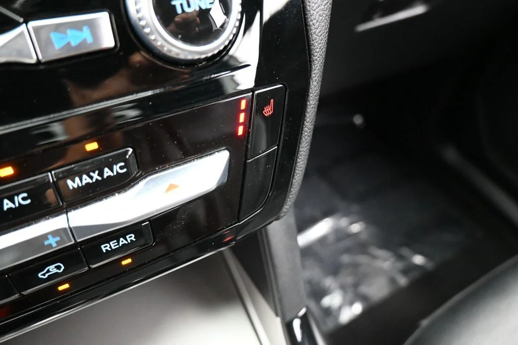 2023 Ford Explorer ST - Photo 26