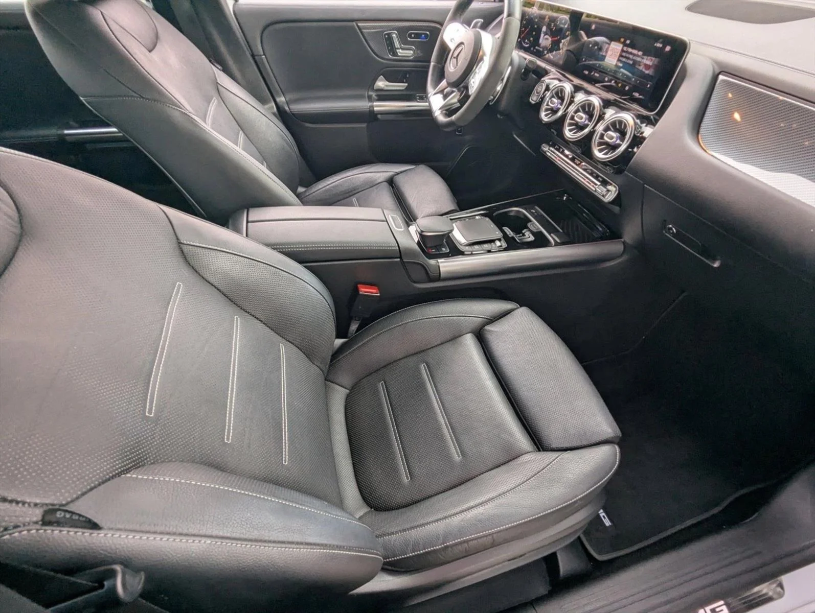 Used 2021 Digital White Metallic Mercedes-Benz AMG® GLA 45 image 22