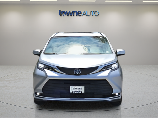Used 2023 Silver Toyota XLE image 10