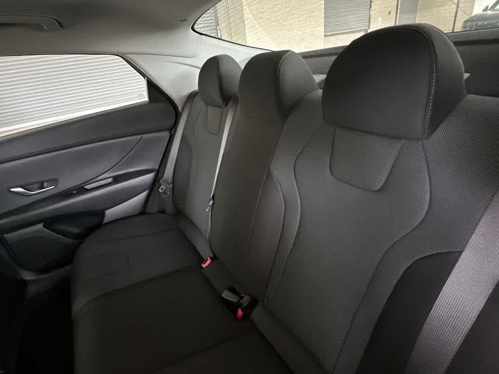 Used 2025 Ecotronic Gray Hyundai SE image 22
