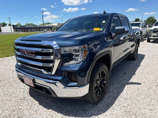 Used 2021 Blue GMC SLE image 2