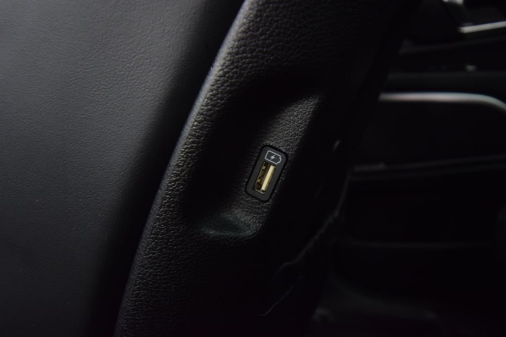 Used 2022 Black Kia SX image 21
