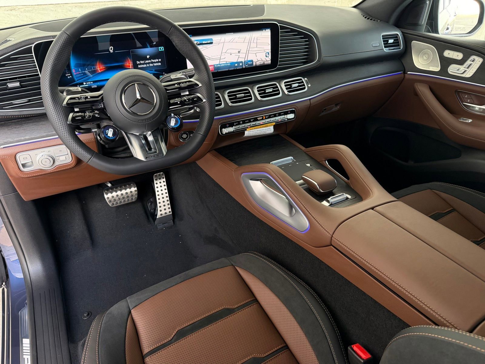 New 2026 Twilight Blue Metallic Mercedes-Benz AMG® GLE 53 4MATIC+ Coupe image 31