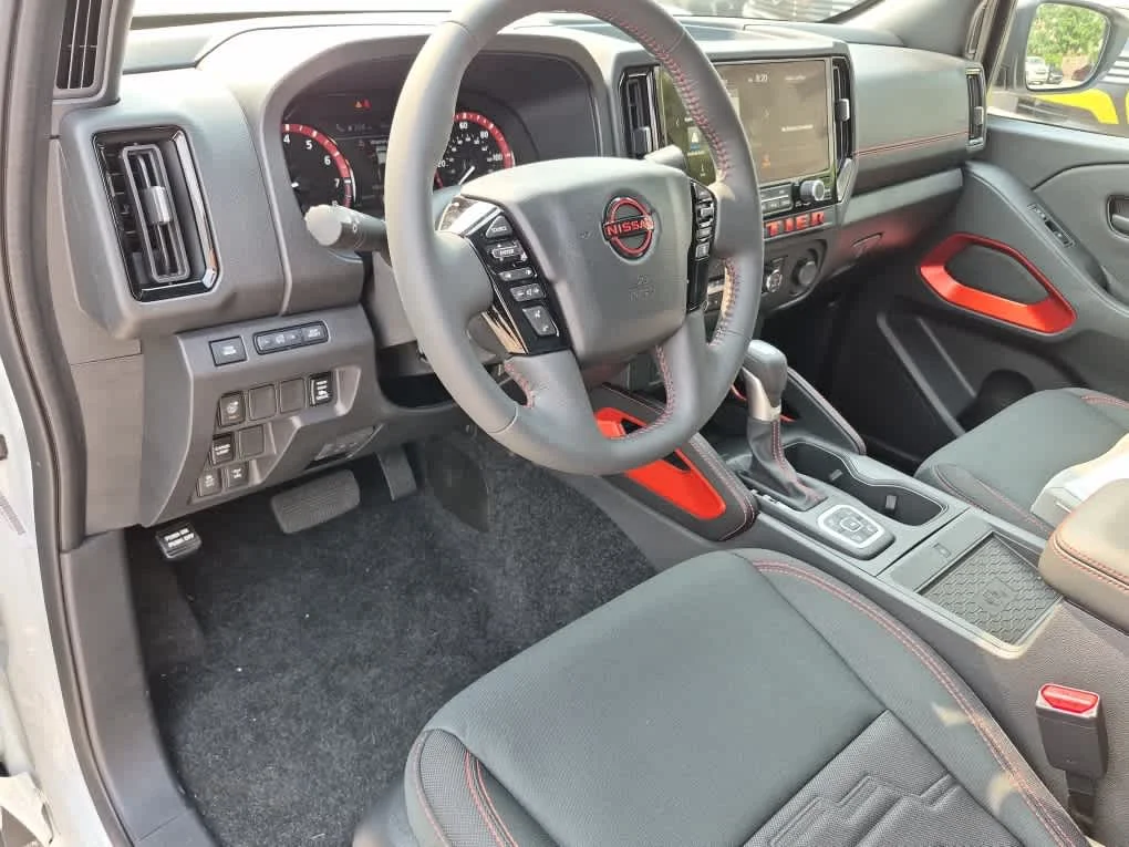 New 2026 Glacier White Nissan PRO-4X image 11