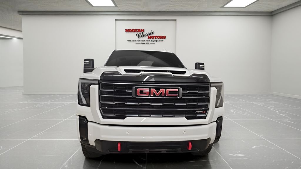 Used 2025 White GMC AT4 image 2