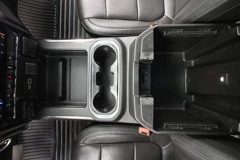 Used 2020 Black GMC SLT image 37