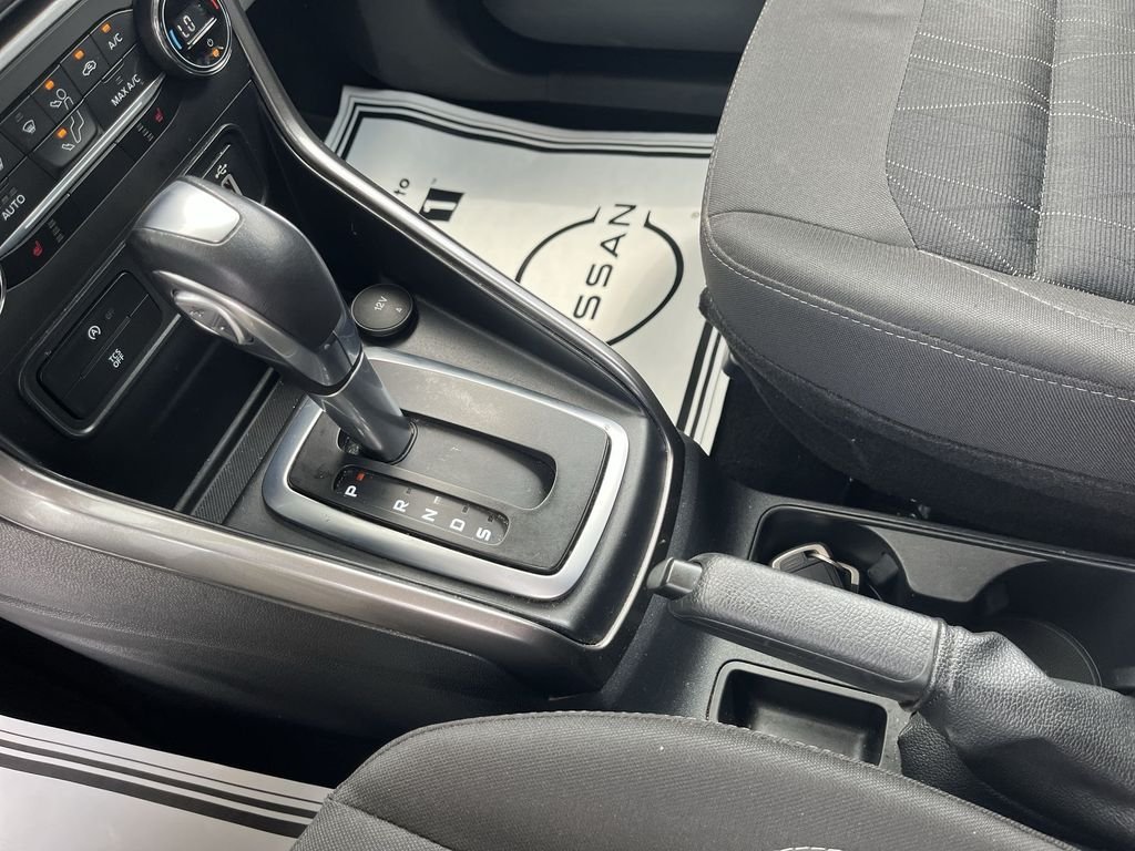Used 2020 Gray Ford SE image 20