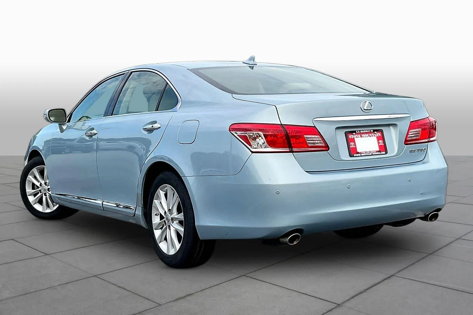 Used 2012 Cerulean Blue Metallic Lexus  image 12