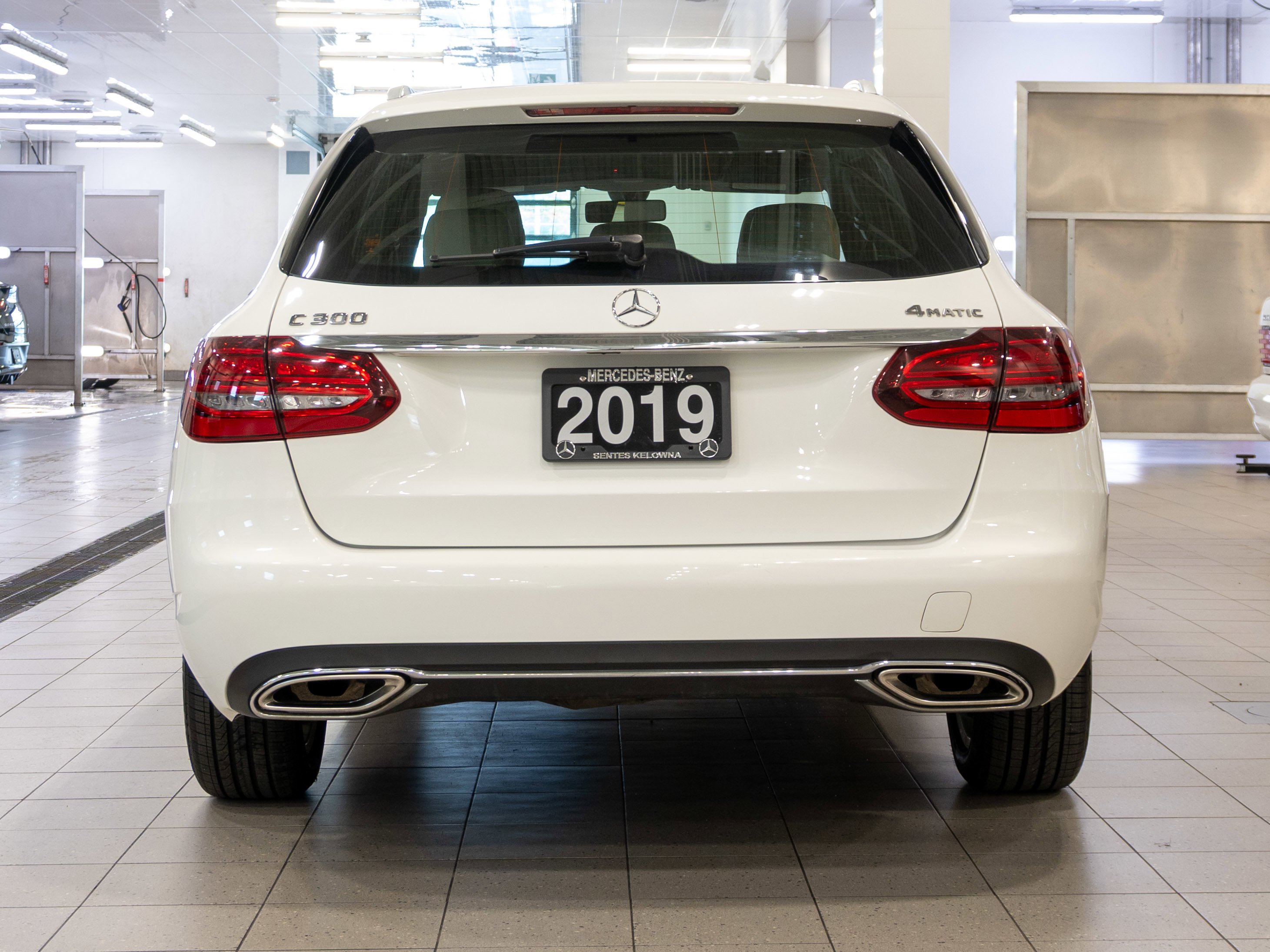 Used 2019 Polar White Mercedes-Benz C 300 image 4