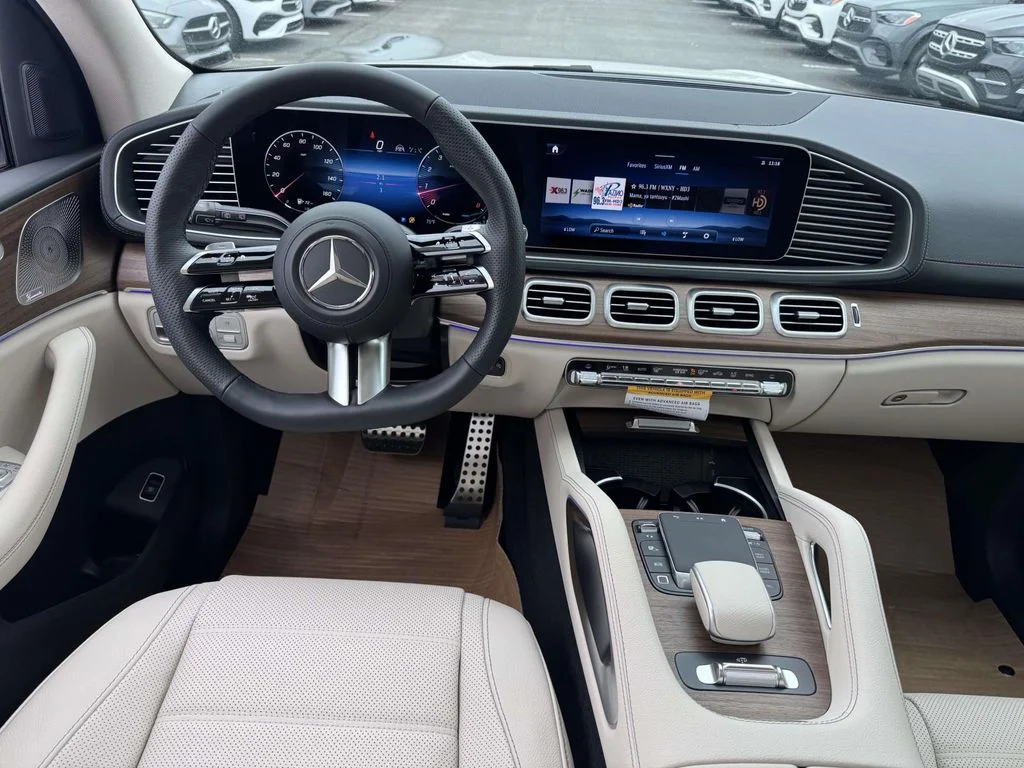 New 2026 White Mercedes-Benz GLS 450 image 5