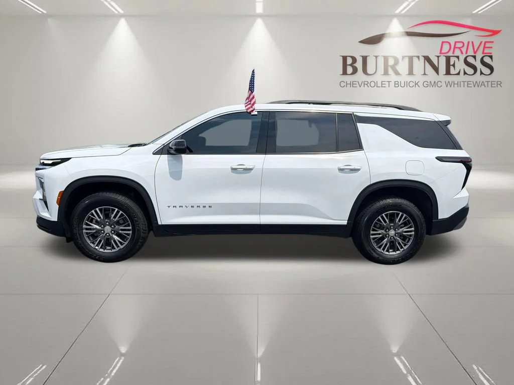 2025 Chevrolet Traverse LT - Photo 9