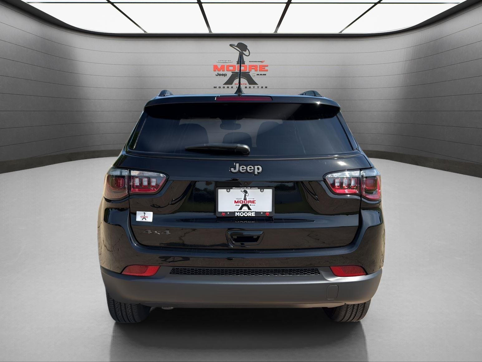 New 2026 Diamond Black Crystal Pearlcoat Jeep Latitude Altitude image 7