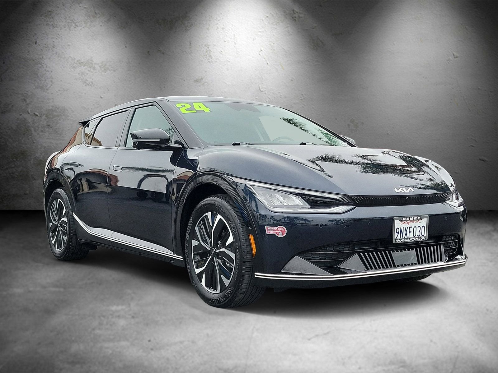 Used 2024 Kia EV6 Wind with VIN KNDC34LA0R5204085 for sale in Hemet, CA