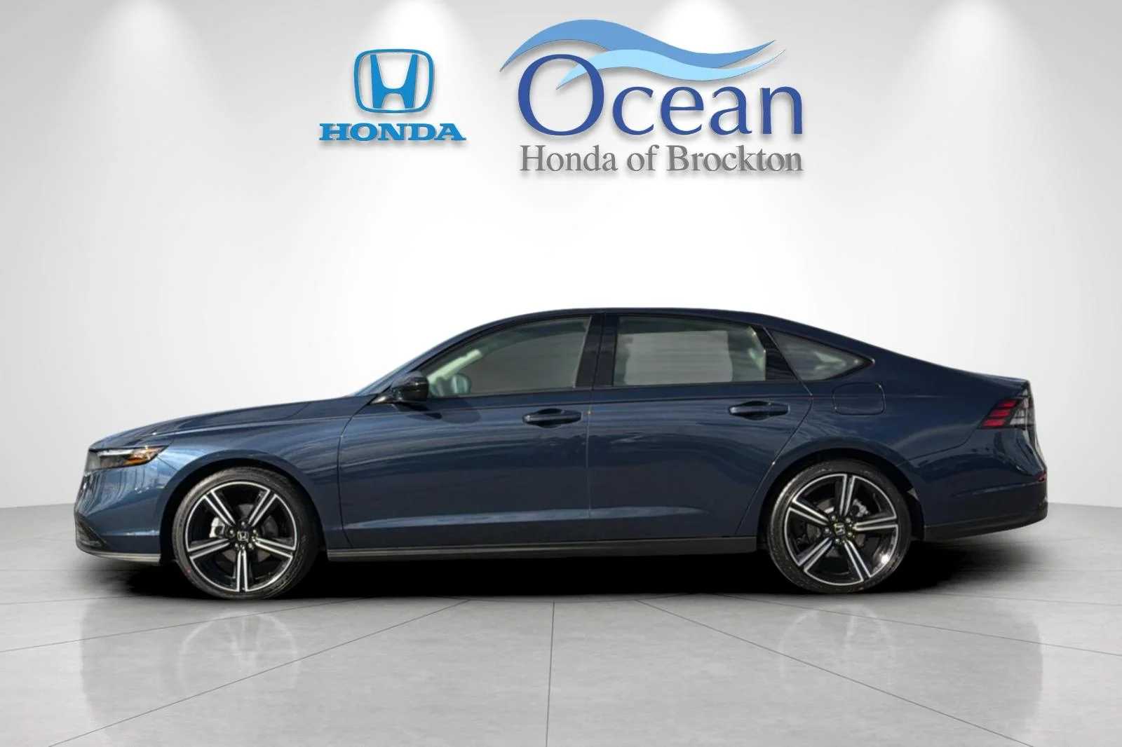 New 2026 Canyon River Blue Metallic Honda SE image 2