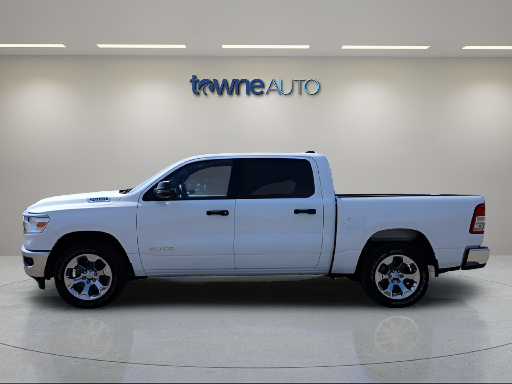 Used 2023 White Ram Big Horn/Lone Star image 4