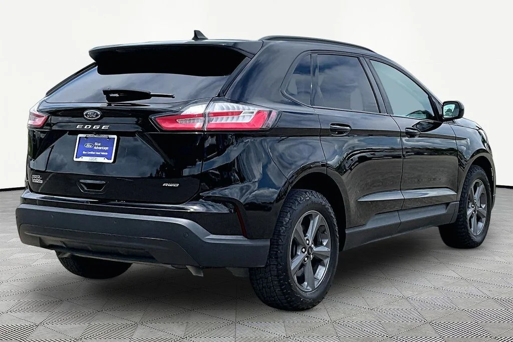 Certified Used 2023 Black Metallic Ford SEL image 2