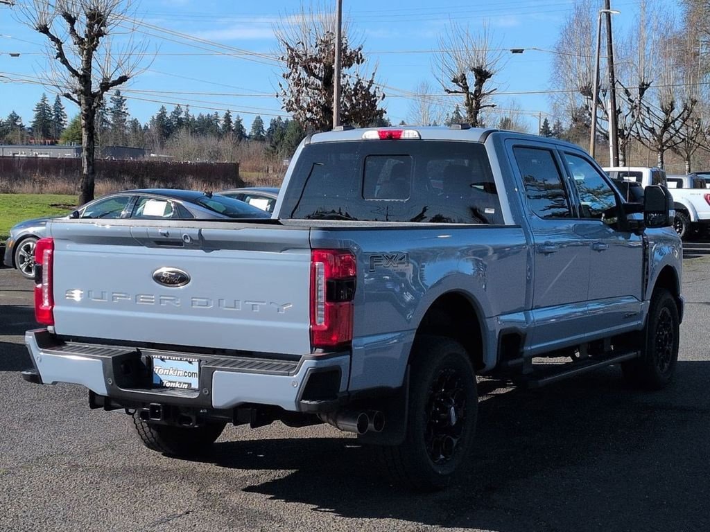 New 2026 Glacier Gray Metallic Tri-Coat Ford F-250® Lariat® image 41