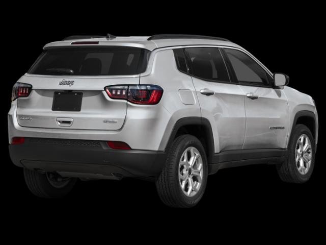 New 2026 Red Hot Pearl-Coat Exterior Paint Jeep Limited image 2