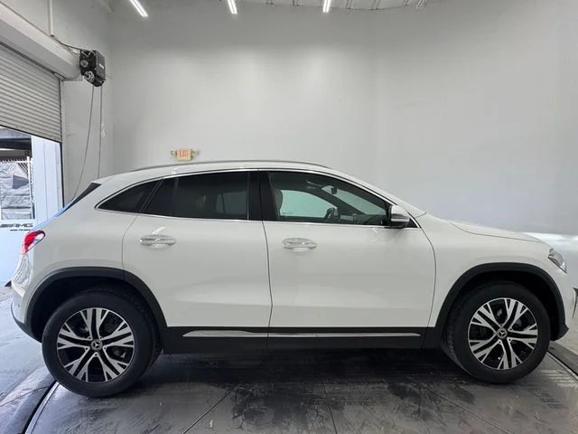 New 2026 White Mercedes-Benz GLA 250 image 39
