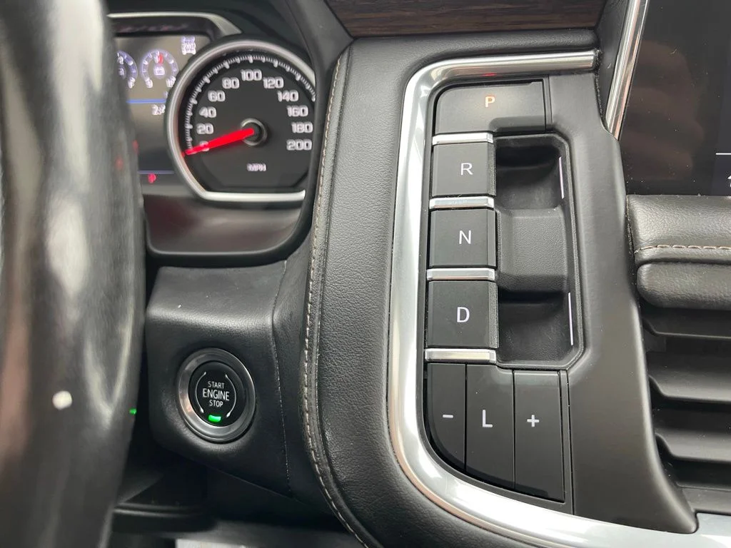Used 2021  Chevrolet High Country image 54