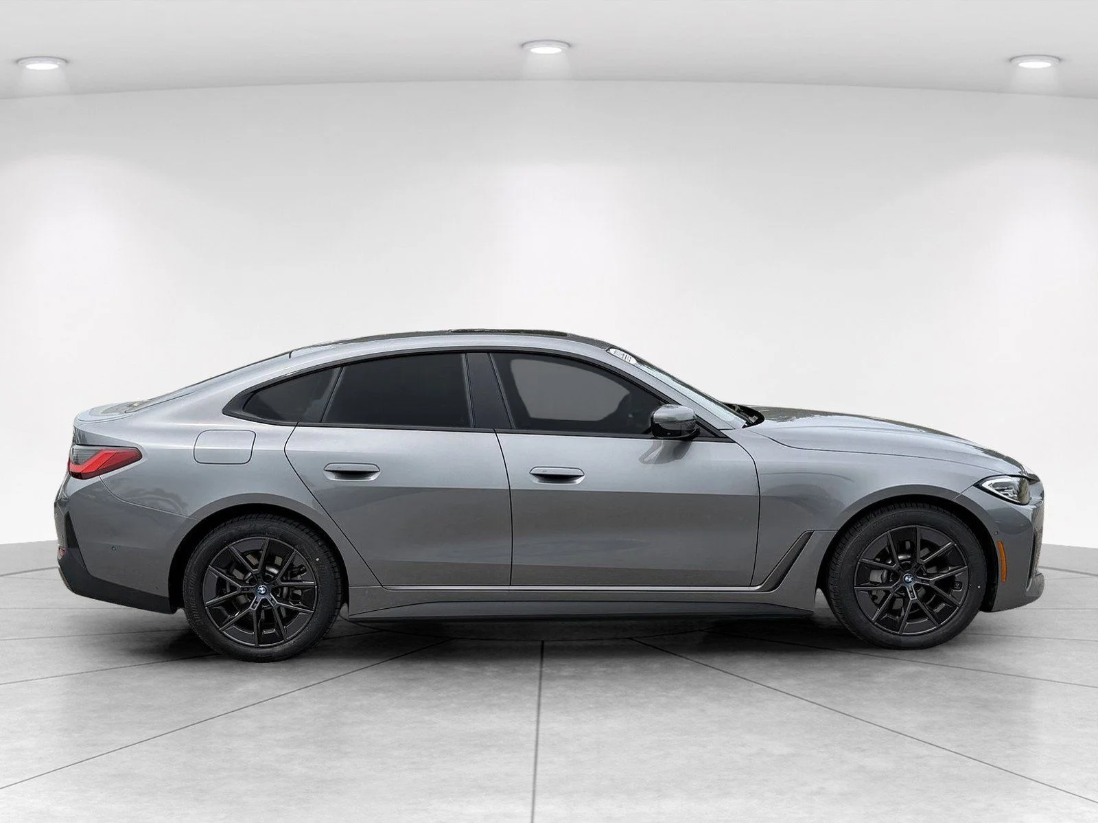 Used 2023 Skyscraper Grey Metallic BMW eDrive35 image 3