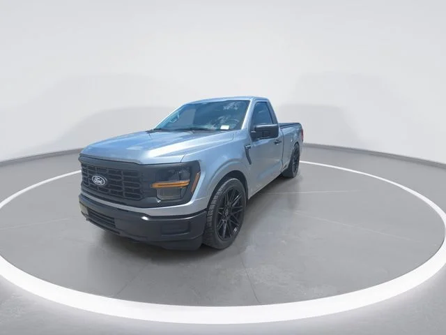 Used 2025 Silver Ford XL image 3