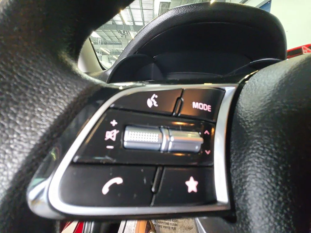 Used 2024 Red Kia LXS image 20